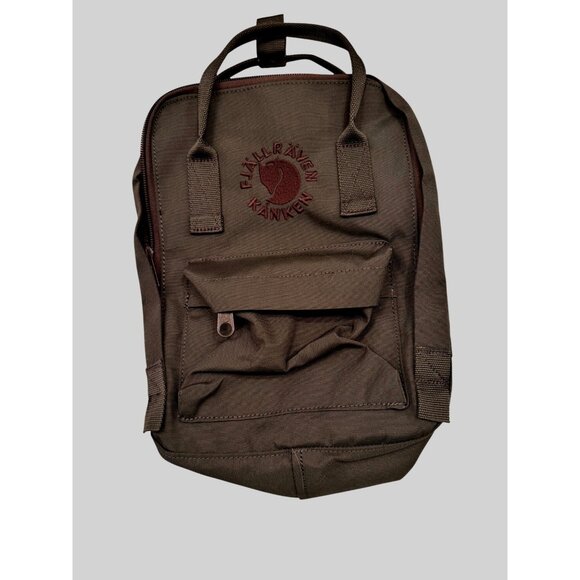 Fjallraven Kanken Mini Backpack Rutsack Water Resistant NWOT Dark Olive Gray - Picture 1 of 7